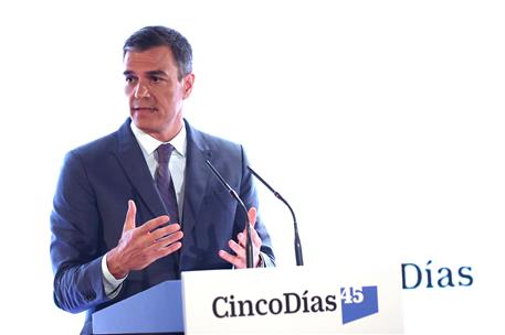 12/06/2023. Pedro S&#225;nchez interviene en el 45 aniversario de Cinco D&#237;as. El presidente del Gobierno, Pedro S&#225;nchez, durante su intervenci&#243;n ...